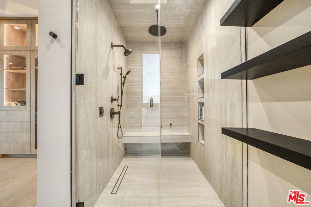 MLS #26865439 image #16