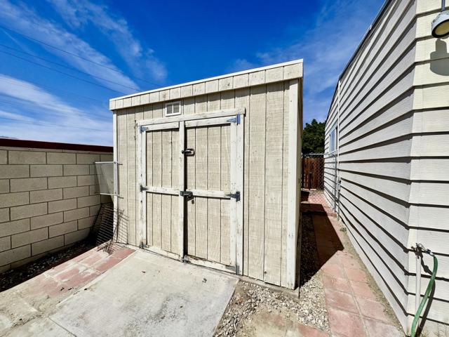 32075 Westchester Drive, Thousand Palms CA: https://media.crmls.org/mediaz/be1df3af-0bb4-4810-b307-b5a664aced79.jpg