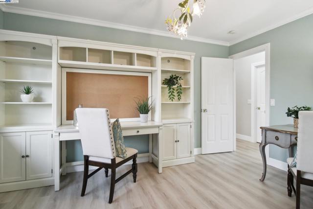 484 El Pintado Rd, Danville CA: https://media.crmls.org/mediaz/be1e4bc4-c036-4be3-9202-3254bb9f5cca.jpg