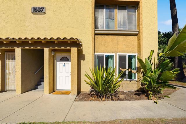 1687 Pentecost Way, San Diego CA: https://media.crmls.org/mediaz/be1e5e13-d479-41f4-a1cb-540f92d4f23b.jpg