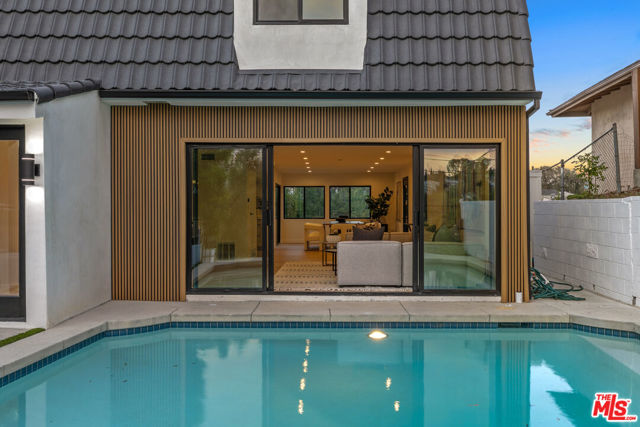 5132 Escobedo Drive, Woodland Hills CA: https://media.crmls.org/mediaz/be1eedf8-a6d5-45e8-9650-6f0abd1c6d22.jpg