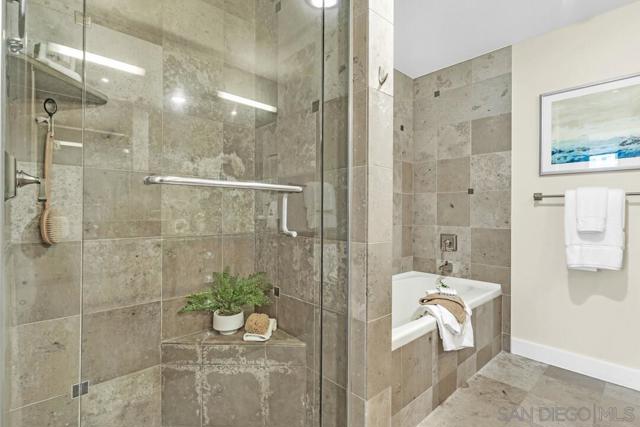 700 W E St, San Diego CA: https://media.crmls.org/mediaz/be1f6f73-0681-49dc-bc70-106fa48ad41e.jpg