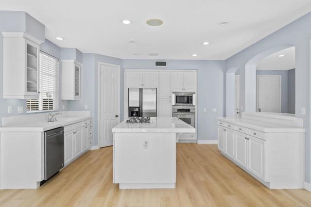 Image 20 of 40 For 609 Saltgrass Avenue