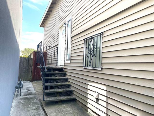 375 Shipley Avenue, Daly City CA: https://media.crmls.org/mediaz/be1ff633-9acd-4c58-94d5-3af7e783e8eb.jpg