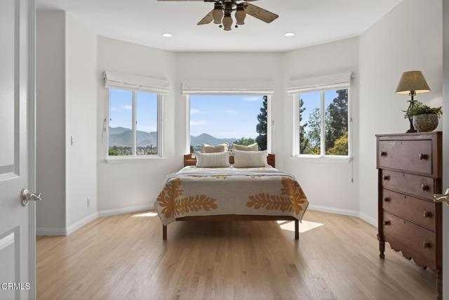 Detail Gallery Image 24 of 70 For 131 San Miguel Dr, Camarillo,  CA 93010 - 4 Beds | 2/1 Baths