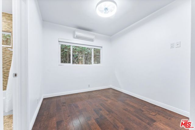 Image 71 of 75 For 502 Calle Santa Rosa