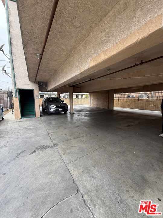 8307 S Figueroa Street, Los Angeles CA: https://media.crmls.org/mediaz/be212bce-2ff4-4e73-8c5d-7f9ac714aeea.jpg