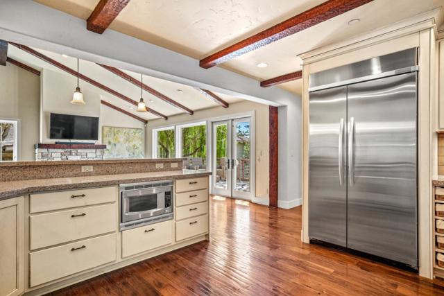 0 Casanova 5 NW of Ocean Avenue, Carmel CA: https://media.crmls.org/mediaz/be22a2cc-904b-4607-b0c0-446d53008d8a.jpg