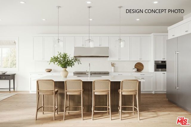 4027 Dixie Canyon Avenue, Sherman Oaks CA: https://media.crmls.org/mediaz/be23c04b-6c7e-4ee6-97cd-008a7adbc11e.jpg