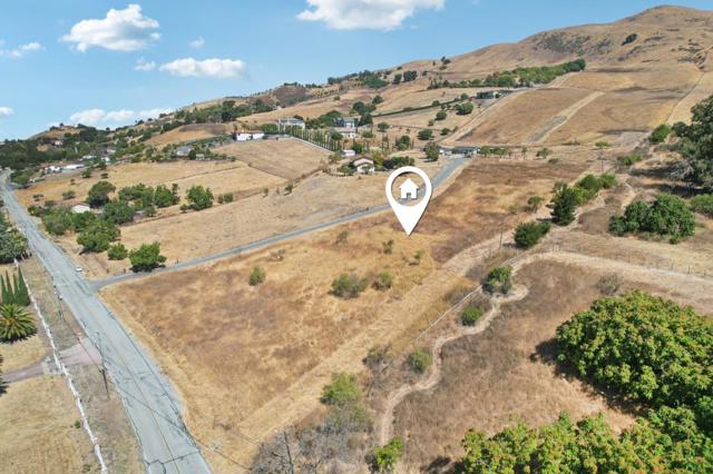 0 Silveira Lane, San Jose CA: https://media.crmls.org/mediaz/be24d5ad-3aba-4505-a616-30847d8cbdfe.jpg