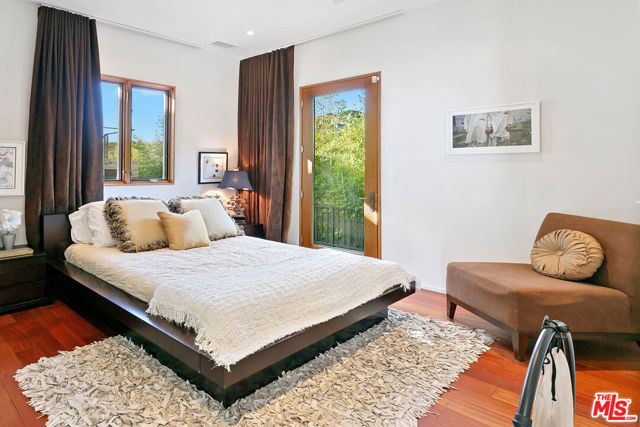 5 Bed Home for Sale in Malibu, California