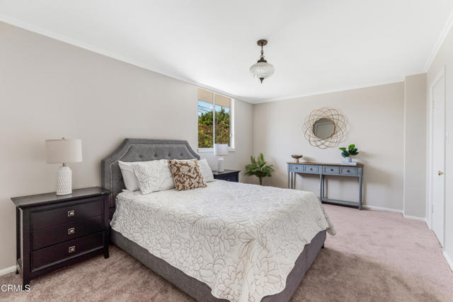 47 Grandview Circle, Camarillo CA: https://media.crmls.org/mediaz/be253ef7-5c46-4617-88c0-c226e25b6106.jpg