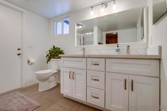 16820 Orchard Bend Rd, Poway CA: https://media.crmls.org/mediaz/be25c963-c77c-4e67-a6ad-975658be1425.jpg