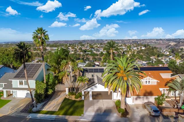 7232 Margerum Ave, San Diego CA: https://media.crmls.org/mediaz/be25d8a2-38f0-4ae5-a51e-5dbac7263006.jpg