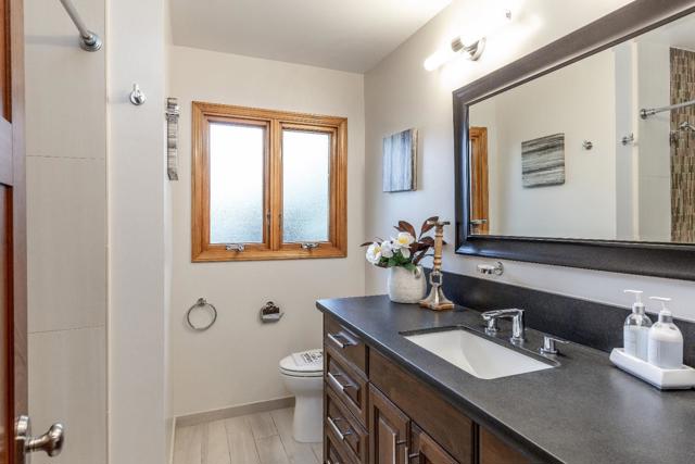 12457 BROOKGLEN Drive, Saratoga CA: https://media.crmls.org/mediaz/be25e288-fe57-41eb-92e2-e83165a9ad96.jpg