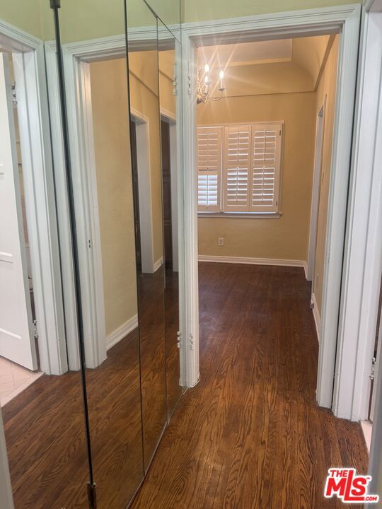 4116 Garthwaite Avenue, Los Angeles CA: https://media.crmls.org/mediaz/be271f98-3736-4d3d-be74-28c42e75be42.jpg