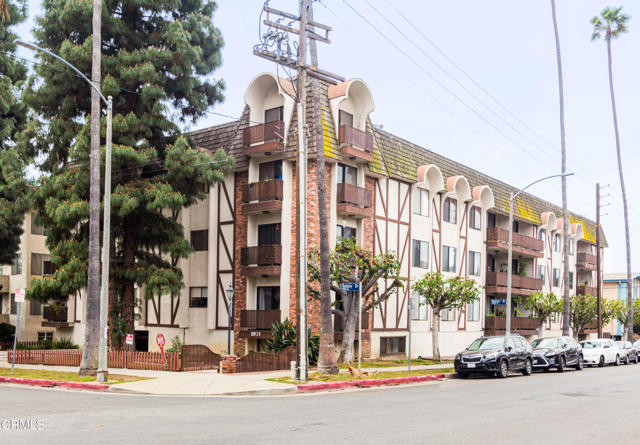 Detail Gallery Image 6 of 9 For 1971 Rodney Dr #203,  Los Angeles,  CA 90027 - 2 Beds | 2 Baths