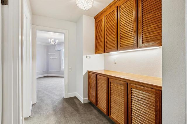 321 Eagle Trace Drive, Half Moon Bay CA: https://media.crmls.org/mediaz/be278b96-7a10-4e26-912b-d683cbaa5ed4.jpg