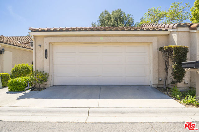 532 Riviera Court, Fullerton CA: https://media.crmls.org/mediaz/be27944f-333a-4e7c-9fcb-dc6a16854a6c.jpg