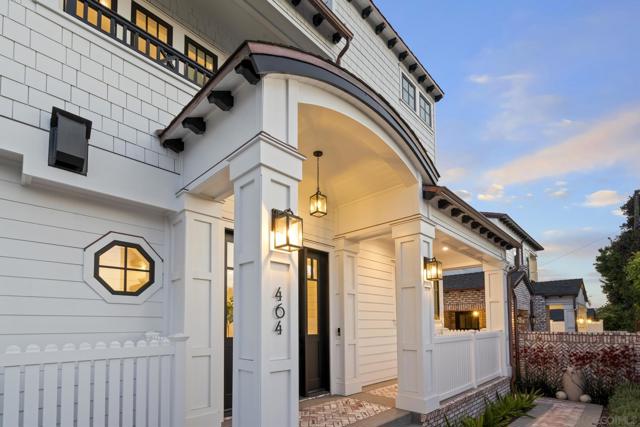 464 466 Westbourne, San Diego CA: https://media.crmls.org/mediaz/be27993a-f055-4f99-8176-c6aafb812e85.jpg