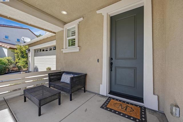 3838 Santa Fe Lane, Tracy CA: https://media.crmls.org/mediaz/be28d0ba-b872-482f-bea5-1eaa78a08470.jpg
