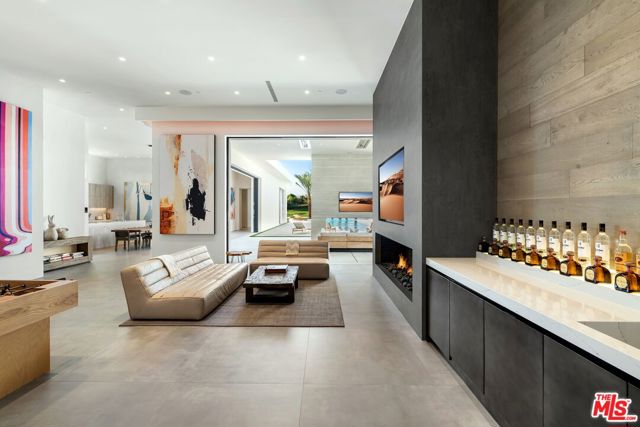 52435 Ross Avenue, La Quinta CA: https://media.crmls.org/mediaz/be28ef7b-0e23-4934-8465-0a07379fe62c.jpg