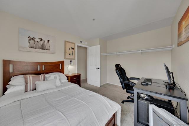632 Paseo Rio, Vista CA: https://media.crmls.org/mediaz/be29b9c9-0a5e-42eb-8147-962d98def042.jpg