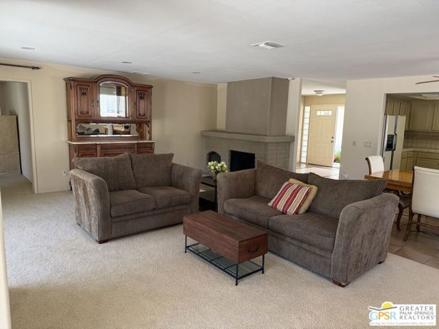 64670 Pinehurst Circle, Desert Hot Springs CA: https://media.crmls.org/mediaz/be2a81d6-d6ea-4e49-8dc7-4632994d0d4c.jpg