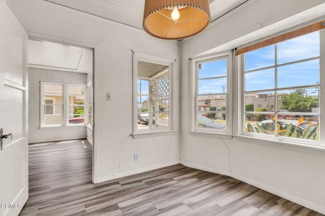 4419 4419 1/2 Corliss Street, Los Angeles CA: https://media.crmls.org/mediaz/be2bd291-2ac7-4751-9049-93889c71931a.jpg
