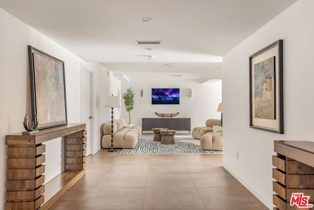 Drew Fenton | 12443 W Sunset Boulevard Los Angeles CA | MLS: 7228518