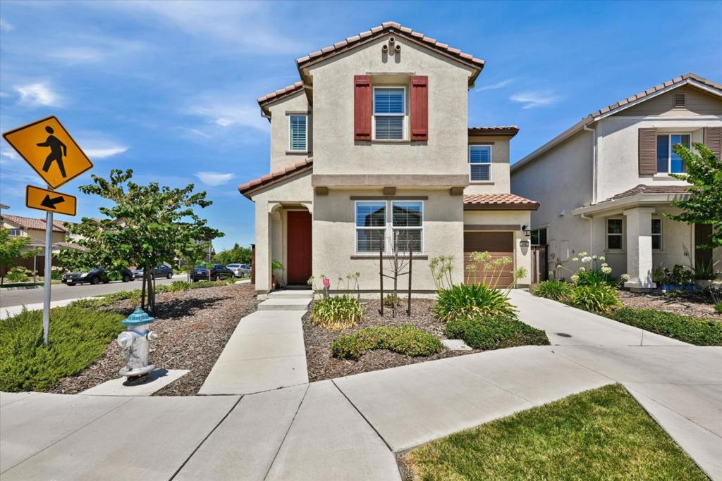 2466 Buzz Aldrin Way