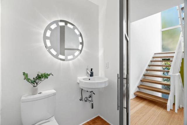498 Fulton Street, Palo Alto CA: https://media.crmls.org/mediaz/be2cdafa-71cc-402f-bfae-64736f25fbdc.jpg
