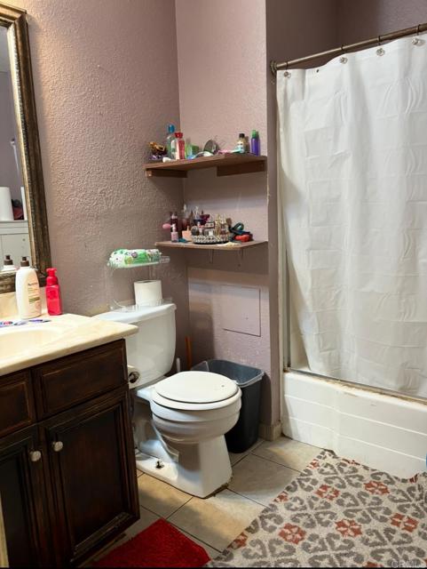 2041 E Grand Avenue, Escondido CA: https://media.crmls.org/mediaz/be2d3651-4e1d-4f73-bd5b-696e8c173c14.jpg