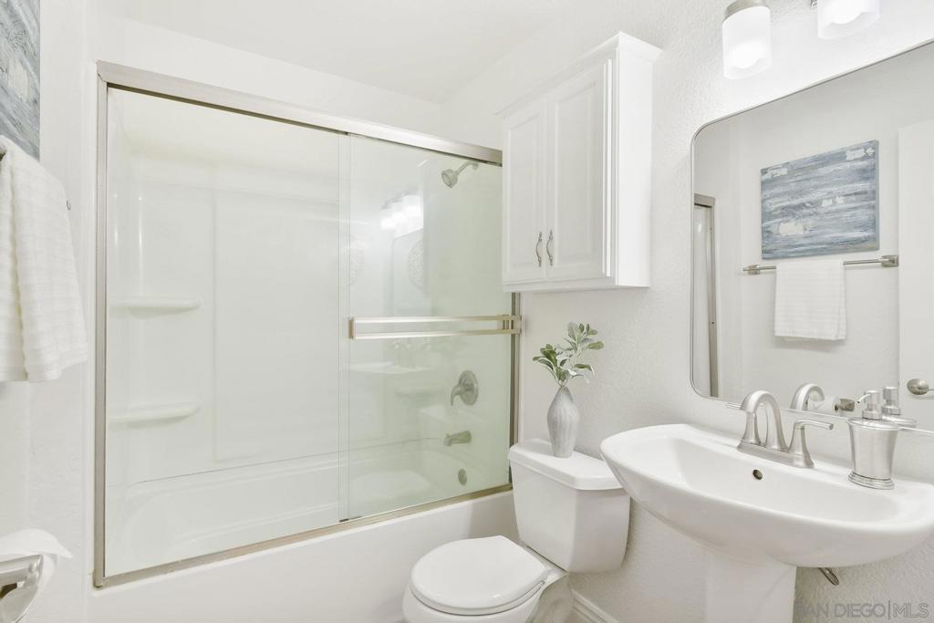 MLS #250035051SD image #15