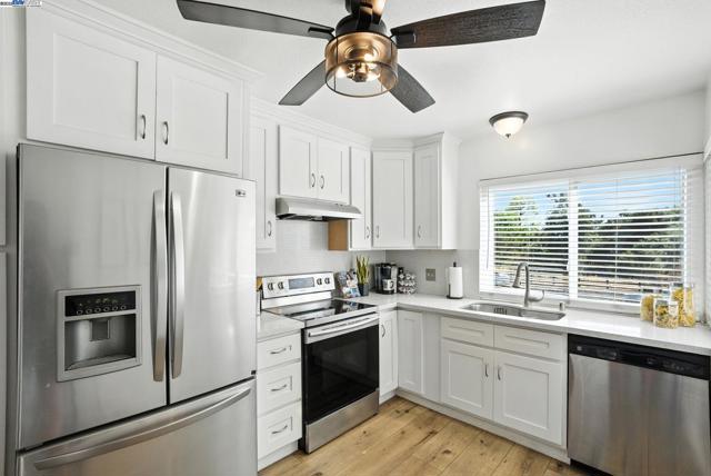 2102 Galveston Ave, San Jose CA: https://media.crmls.org/mediaz/be2e4581-d27d-4402-b3a8-2729591611b5.jpg