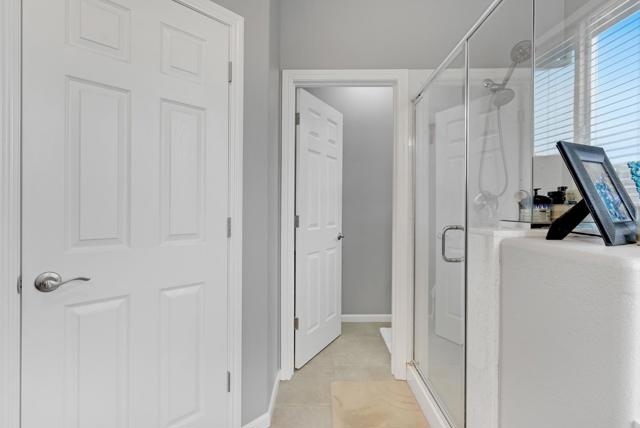 1028 Capri Way, Salinas CA: https://media.crmls.org/mediaz/be2ebe47-648d-4c8e-add7-d7d2a837870e.jpg