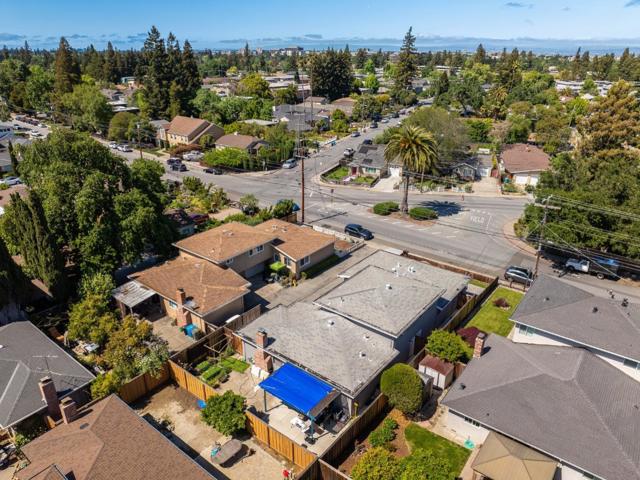 15061508 Kentfield Avenue, Redwood City CA: https://media.crmls.org/mediaz/be2f1bb5-8893-4224-b960-e72608615737.jpg