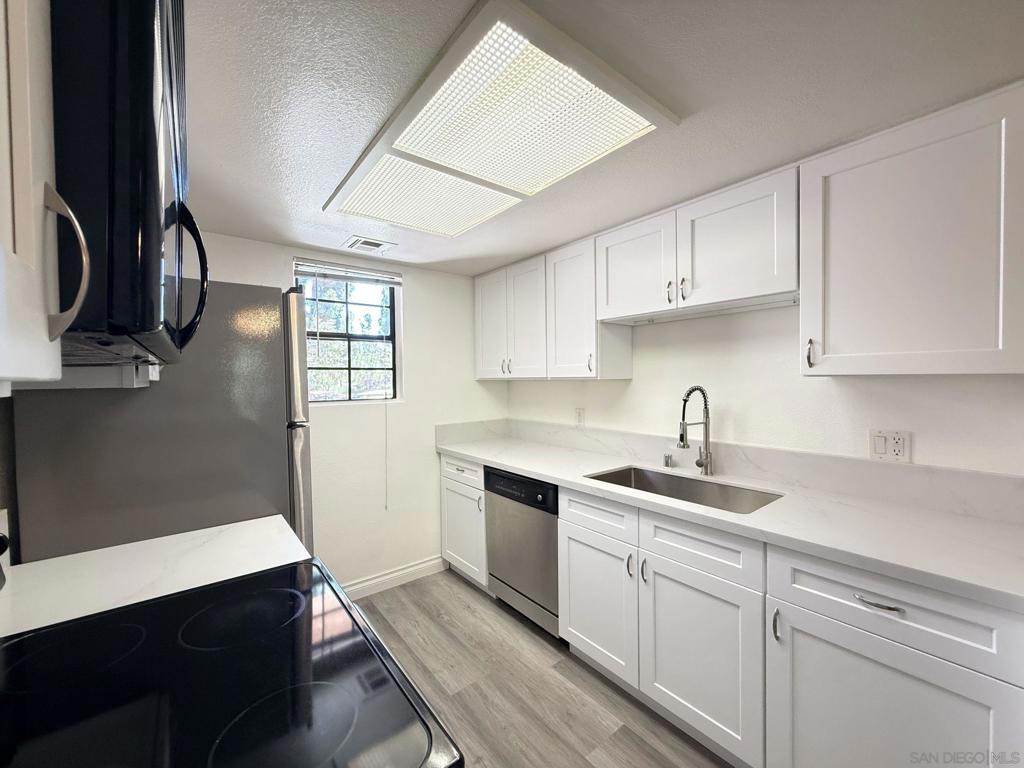 12027 Alta Carmel - photo 11