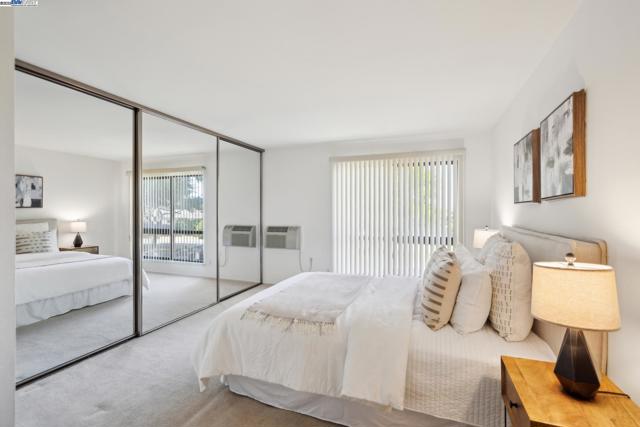 8985 Alcosta Blvd, San Ramon CA: https://media.crmls.org/mediaz/be3051a6-e5d8-4dba-9424-422a54397f31.jpg