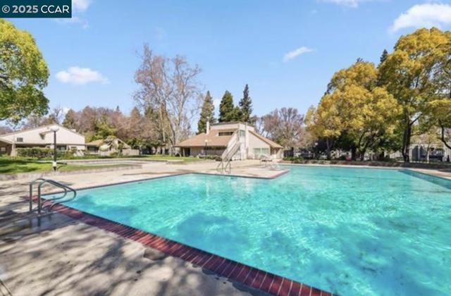 5239 Riverdale Ct., Pleasanton CA: https://media.crmls.org/mediaz/be32ad2b-5cbb-4557-ae67-31795d263c06.jpg
