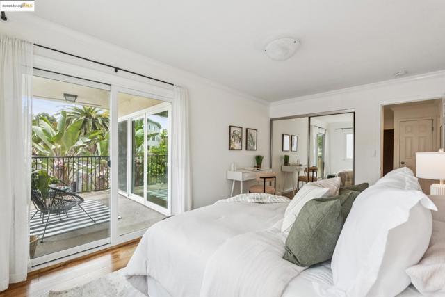 85 Vernon St, Oakland CA: https://media.crmls.org/mediaz/be32ea28-adc1-4bb0-9d98-7f7cff434cf8.jpg