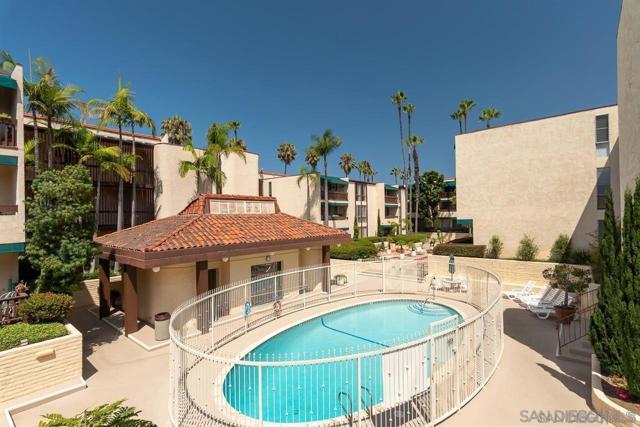 6455 La Jolla Blvd, La Jolla CA: https://media.crmls.org/mediaz/be343ccc-d5ef-4db6-b961-68dc22f980f4.jpg