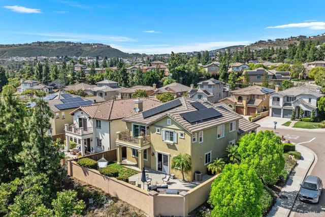 923 Citrine Way, San Marcos CA: https://media.crmls.org/mediaz/be34a671-c1c7-4207-8e09-8e2263207a64.jpg