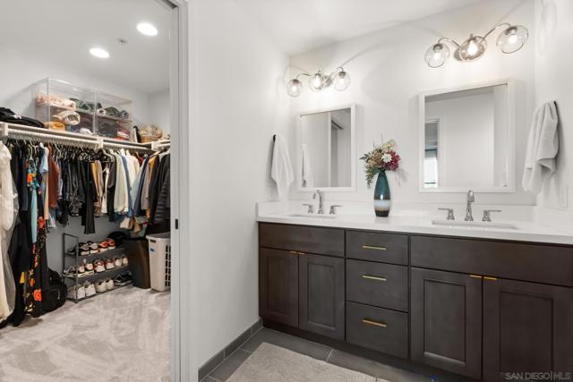 4100 Voltaire St, San Diego CA: https://media.crmls.org/mediaz/be35e92b-4826-4553-b262-64f9023fea23.jpg