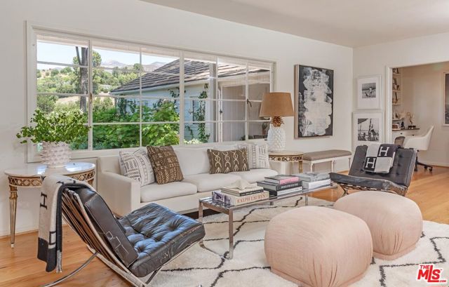 10999 Ojai Santa Paula Road, Ojai CA: https://media.crmls.org/mediaz/be36a14c-ac61-492f-bf49-11c893f47204.jpg