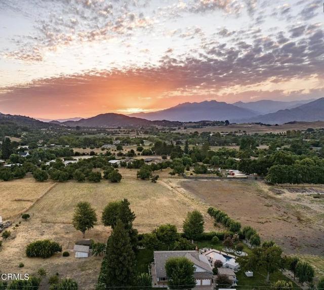 10430 N Ojai Santa Paula Road, Ojai CA: https://media.crmls.org/mediaz/be3729b7-3e9b-4444-81b5-d5f4da11dad3.jpg