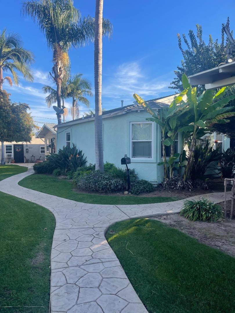 1610 Upas Street - photo 2