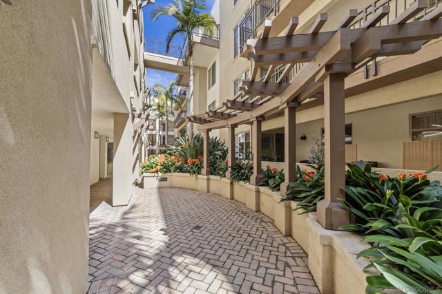 Image 7 of 73 For 1019 Costa Pacifica Way  1111