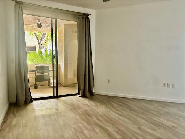 870 E Palm Canyon Drive, Palm Springs CA: https://media.crmls.org/mediaz/be386d44-b7ed-4be8-b717-d75d118e21ba.jpg