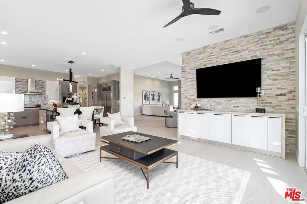 MLS #25619353 image #13